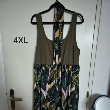 Robe longue kaki à motifs