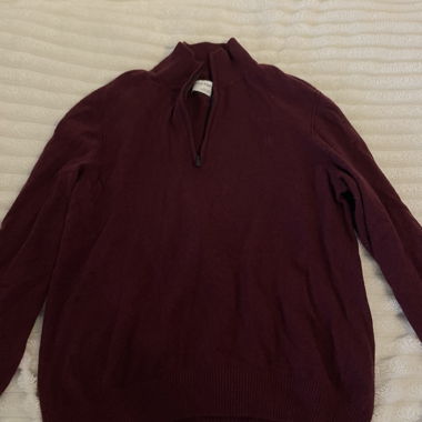 Calvin Klein Sweater