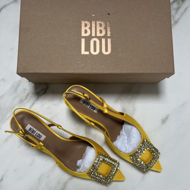Yellow Pumps - brandnew