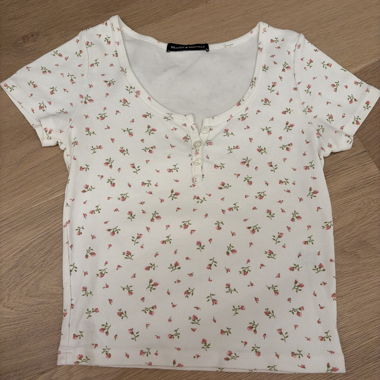 Floral Short Sleeve Top
