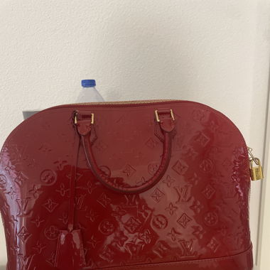 LV RED BAG