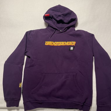 Lila Grenzgaenger Hoodie
