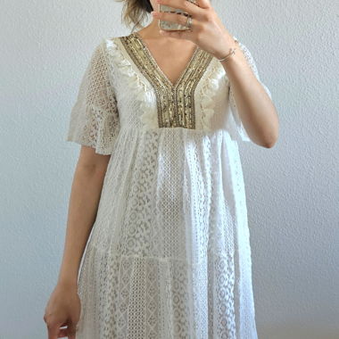 Robe en dentelle blanche