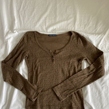 Brandy Melville brown longsleeve top with flowers
