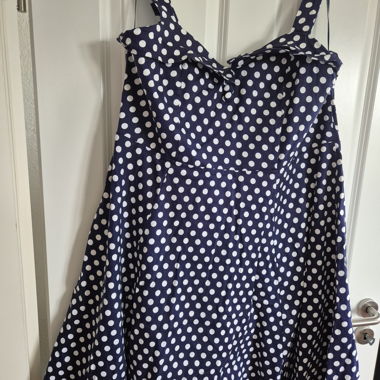 Robe à pois de Zizzi