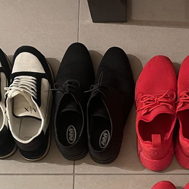 5 paires de chaussures 46