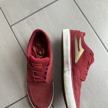 Laikai CARROL S