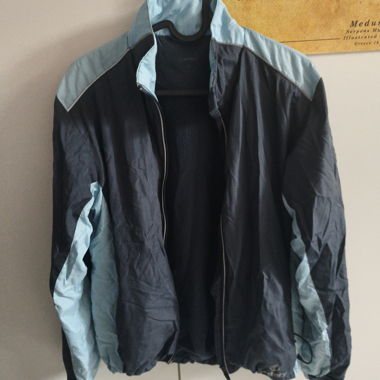 Veste victory coupe-vent bleu et noir