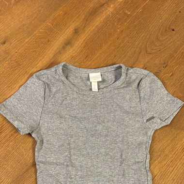 T-Shirt grau