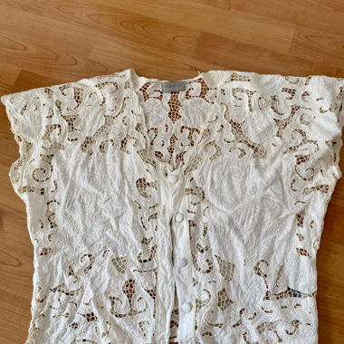 Gilet manche courte dentelle 