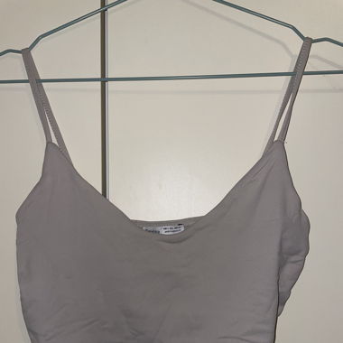 beige crop top