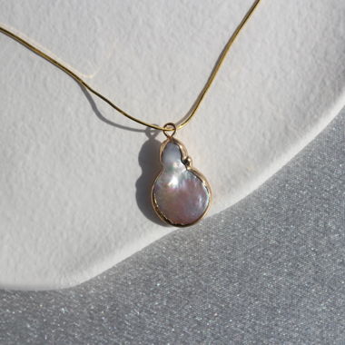 Necklace made out of freshwater pearls