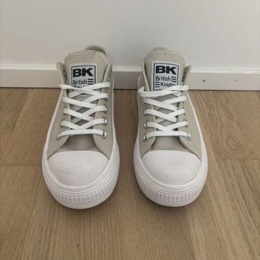Low-top Sneakers 