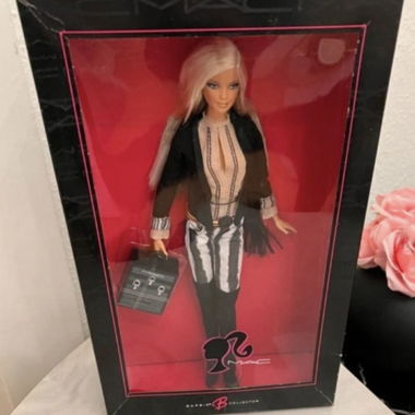 Mattel Barbie x Mac Cosmetics 2006 vintage