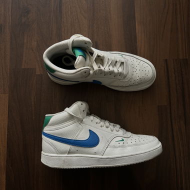 NIKE COURT VISION MID