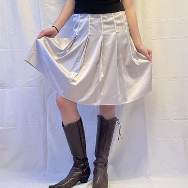 Pleaded midi skirt