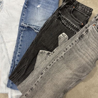Lotto di jeans