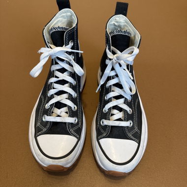 Converse Run Star Hike