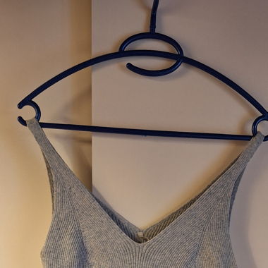 Haut bleu clair