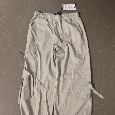 Parachute Hose