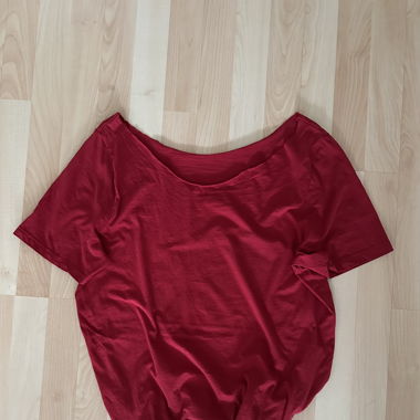 Red Tee