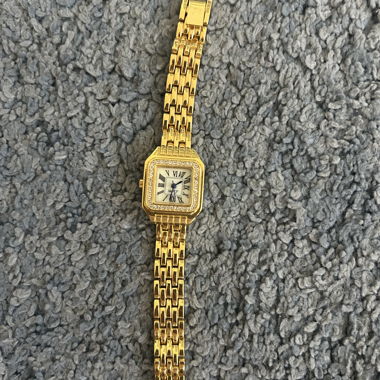 Montre-bracelet dorée