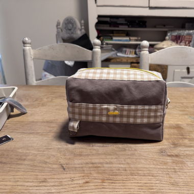 Necessaire
