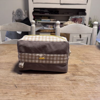 Necessaire