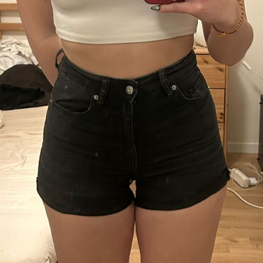 H&M Schwarze Jeansshorts