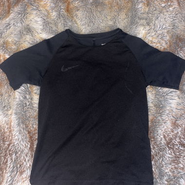 T-shirt sportiva Nike