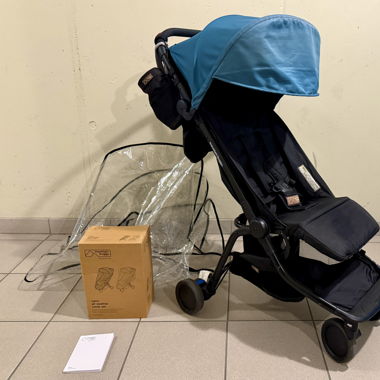 Poussette Mountain Buggy Nano avec accessoires