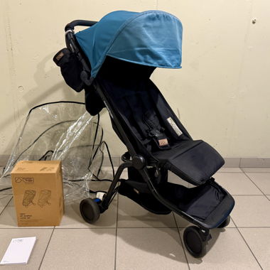 Poussette Mountain Buggy Nano avec accessoires