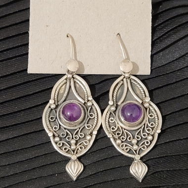Orecchini in argento 925 con pietra viola