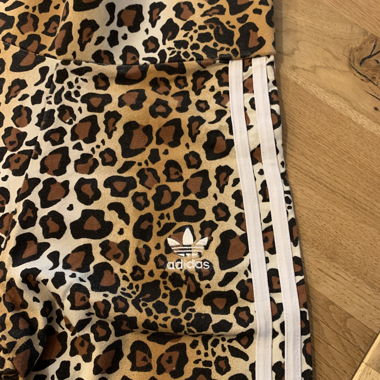 Leggings Adidas leopard come NUOVI
