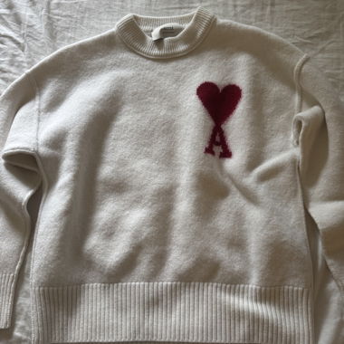 Pull AMI avec cœur