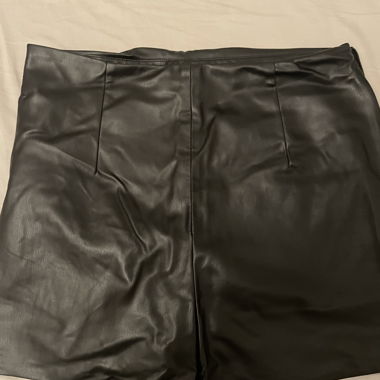 Zara leder skorts