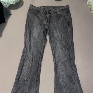flared jeans 