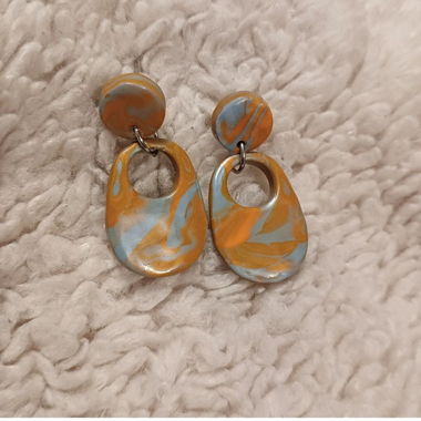 Marbre orange-bleu
