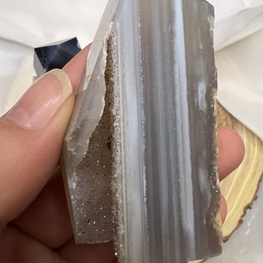Cristal d’agate grise