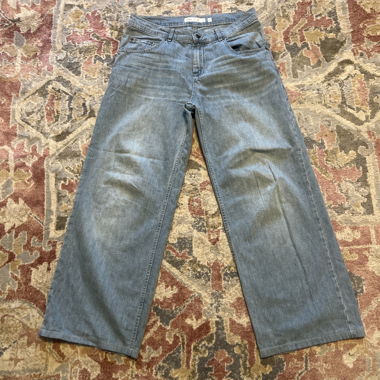Vintage-looking Baggy Jeans