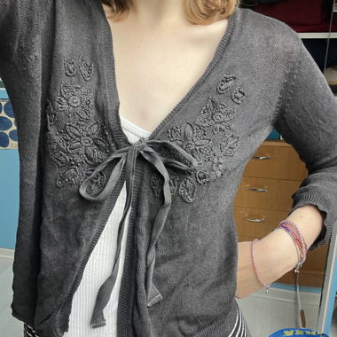 Schwarzer Cardigan