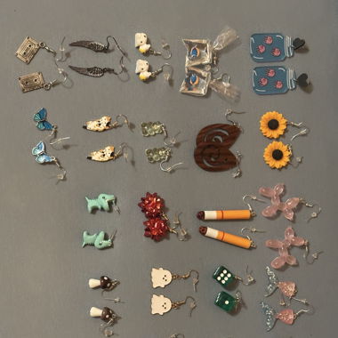 RANDOM EARRING DUMP