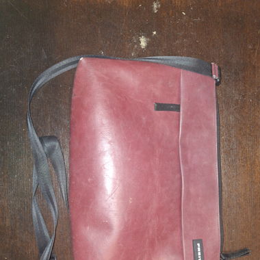 Sac Freitag Lou