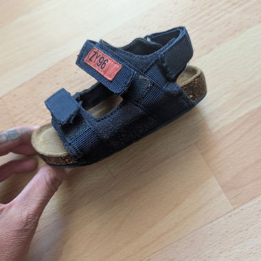 Kinder-Sandalen Grösse 22