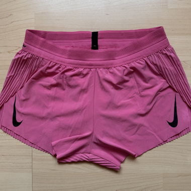 Pantaloncini Nike Aeroswift a vita bassa