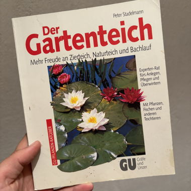 Goldfish and Garden Pond Guide