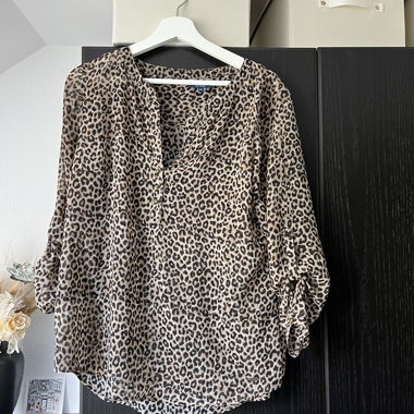 Blusa Leo