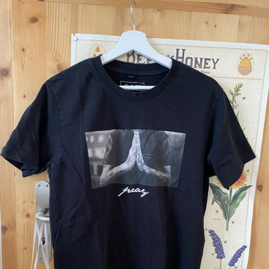 print shirt „pray“