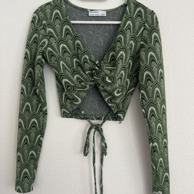 GRÜNES BERSHKA BINDE TOP