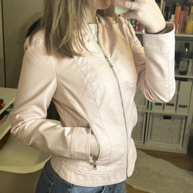 Veste zippée rose pâle